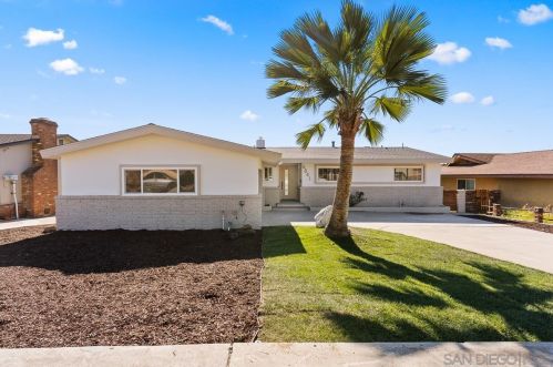 6841 Airoso Ave, San Diego CA  92120-5301 exterior