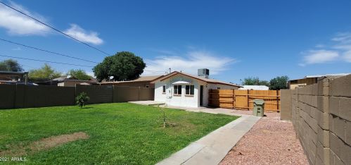 5547 State Ave, Glendale AZ  85301-1952 exterior