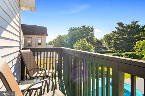 30 Main St, Camp Hill PA  17011-6326 exterior