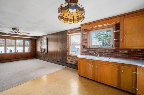 128 Tiogue Ave, Coventry RI 02816-6491 exterior