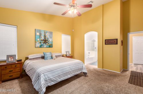 3890 Ashley Dr, Chandler AZ 85249-5261 exterior