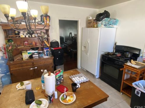 8835 Las Posas St, Pico Rivera CA  90660-1643 exterior