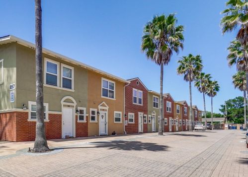 857 Carlisle Way, Sunnyvale CA  94087-3635 exterior