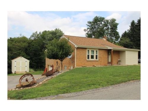7105 Gayle Dr, Finleyville, PA 15332-1003
