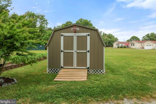 18538 Stamper Dr, Lewes DE  19958-3947 exterior