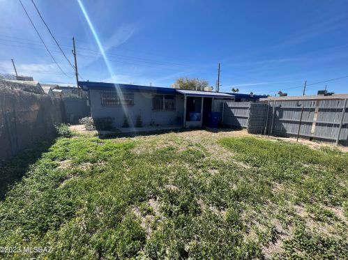 256 Kelso St, Tucson, AZ 85705-4743