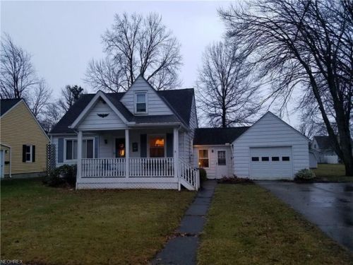 1133 Hickory St, North Eaton, OH 44044-1410