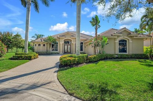 3012 Hendon Ct, Naples, FL 34105-5696