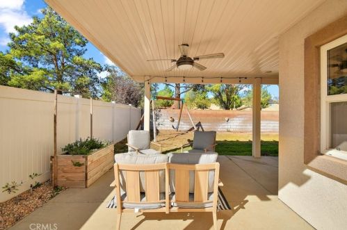 1285 Early Blue Ln, Beaumont CA  92223-2020 exterior