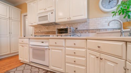 525 Brighton Ln, Dyer IN  46311-4625 exterior