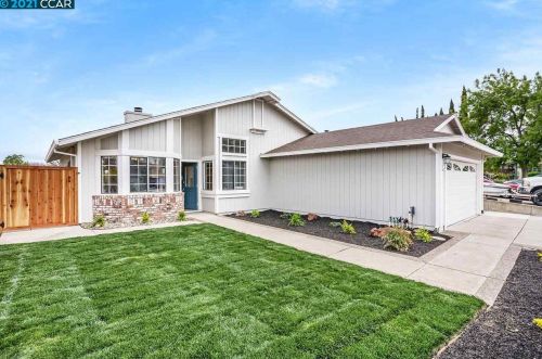 81 Mandeville Ct, Oakley, CA 94561-2632