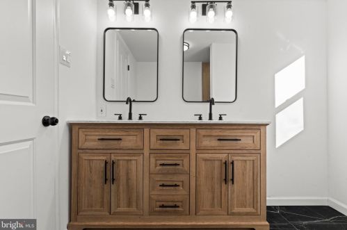 257 Mercer Ave, Gloucester NJ  08031-1614 exterior