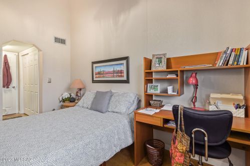 520 Balboa Dr, Tucson AZ  85705-4286 exterior