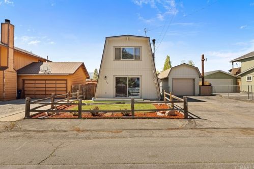 204 Cinderella Dr, Big Bear City, CA 92314-9782