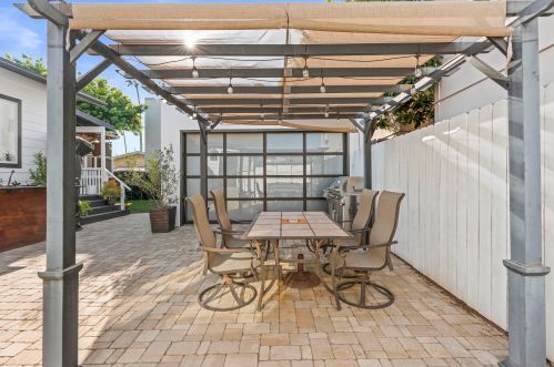 4082 Ingalls St, San Diego CA 92103-1354 exterior