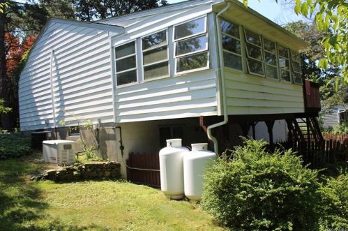 31 Woodland Rd, Highland Mills NY  10930-2948 exterior