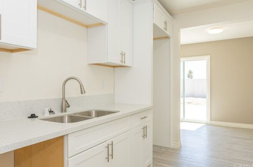643 Mckinley St, Rialto CA  92376-6057 exterior