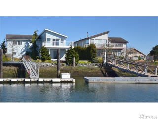 4313 Salt Spring Dr, Ferndale, WA 98248-9019