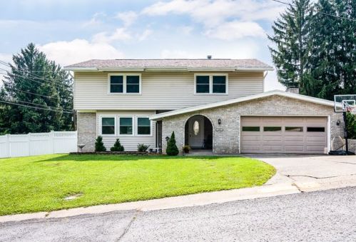 1375 Anderson Ave, Morgantown, WV 26505-2441