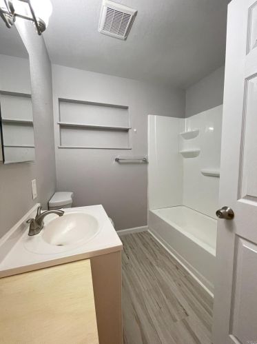 102 Thompson Ave, Ukiah CA  95482-6543 exterior