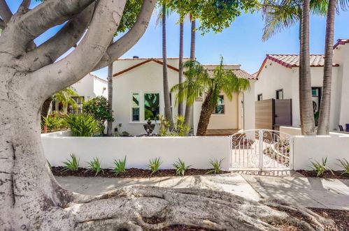 228 Granada Ave, Long Beach, CA 90803-5512