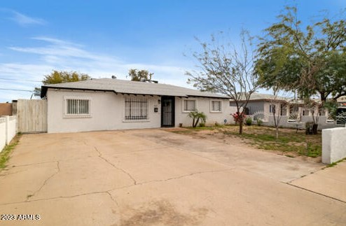 4321 49th Ave, Phoenix, AZ 85031-2015
