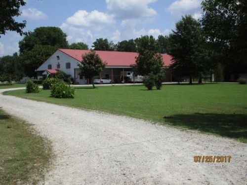 95 Rush Rd, Parker Crossroads, TN 38388-8268