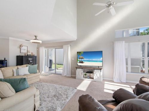 140 Eveningstar Cay, Naples FL  34114-9611 exterior
