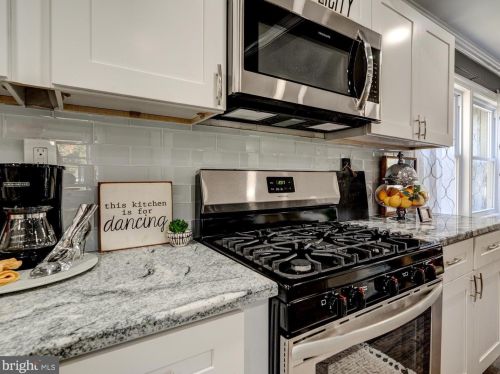 2 Noblewood Pl, Willingboro NJ  08046-1231 exterior