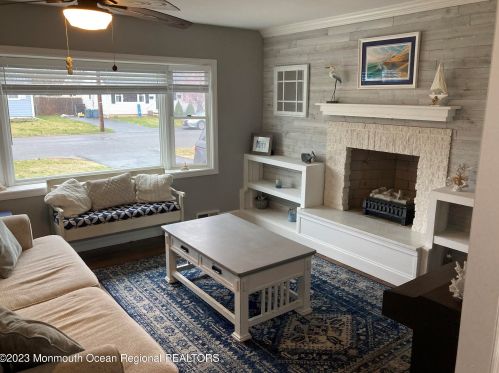 1216 Barton Ave, Point Pleasant Beach NJ  08742-3725 exterior