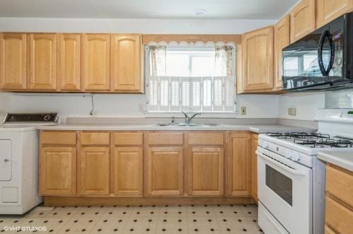 7216 133rd Ct, Cedar Lake IN  46303-9405 exterior