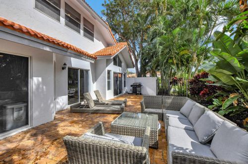 2112 53rd St, Boca Raton FL 33496-3477 exterior