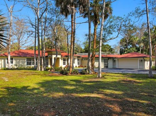 6061 Lancewood Way, Naples, FL 34116-4813