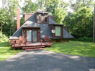 441 Mount Rock Rd, North Newton, PA 17241-9578
