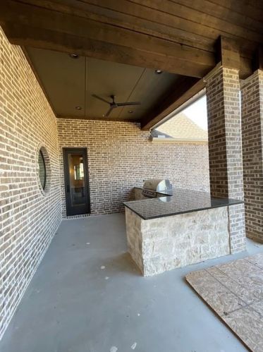 3240 Clubview Dr, Argyle TX  76226-2113 exterior