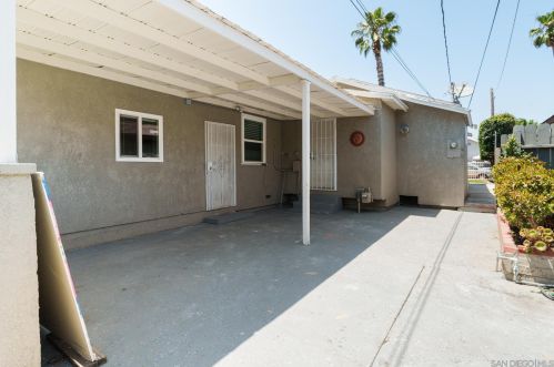 3257 L St, San Diego CA  92102-4332 exterior