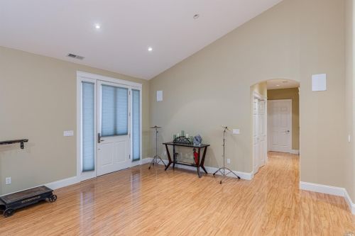 1857 Alice Dr, Penngrove CA  94951-9750 exterior