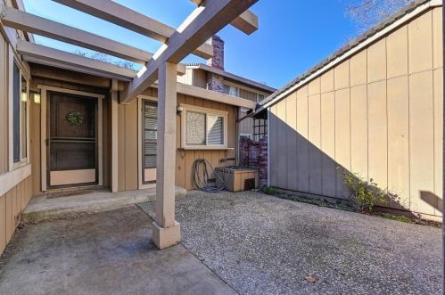 6922 Toluca Ln, Citrus Heights CA  95621-4321 exterior