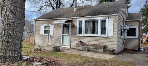 130 Shuttlemeadow Rd, Plainville, CT 06062-3250
