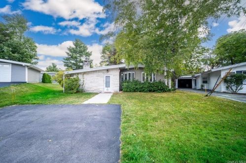 20 Crescent Vw, Rock Hill, NY 12775-6629