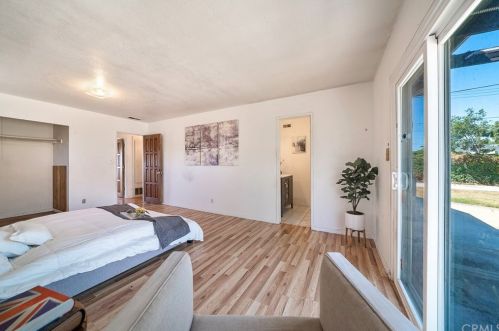 13371 Neptune Ct, Garden Grove CA  92843-2724 exterior