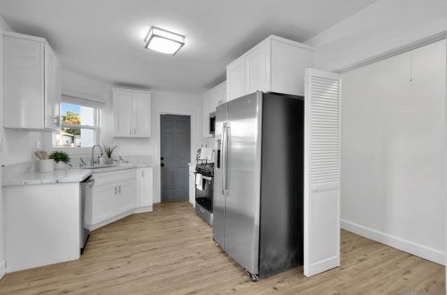 28 5 St, National City CA  91950-2357 exterior