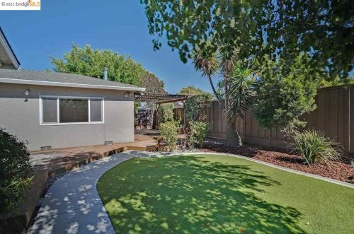 3915 Pestana Way, Livermore CA  94550-3336 exterior