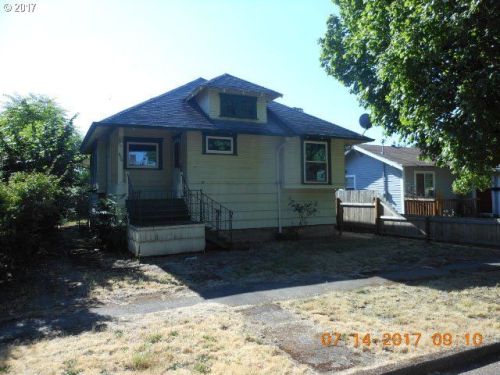 620 18th St, Salem, OR 97301-8879