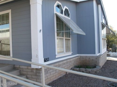 6213 Foxhunt Dr, Tucson, AZ 85746-5069