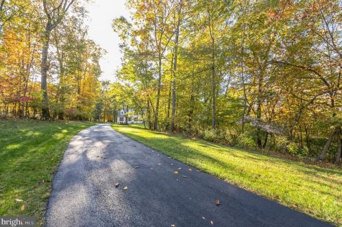 3058 Highley Rd, Norristown, PA 19403-1833