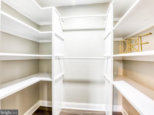 650 George St, Charles Town WV  25414-1461 exterior