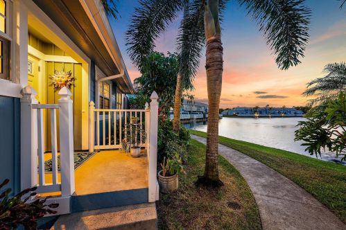 622 Ocean Dunes Cir, Jupiter FL  33477-9116 exterior