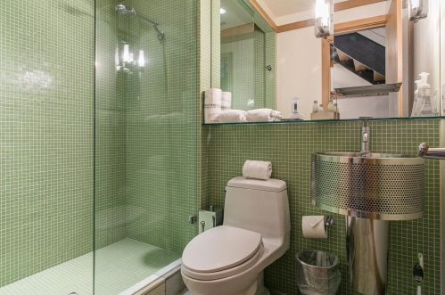 3066 Silver Strike, Truckee CA  96161-4208 exterior