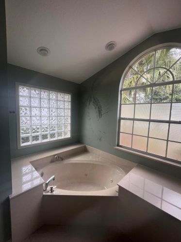 1306 Cottonwood Cv, Fort Pierce FL  34986-2002 exterior